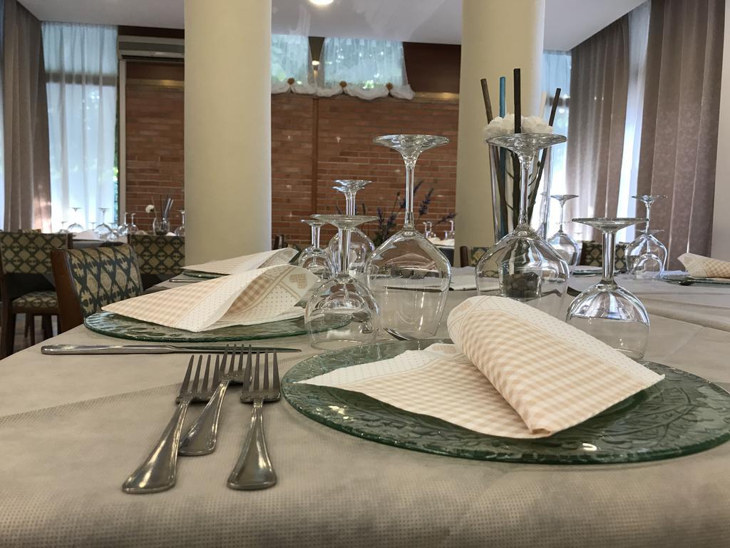 Hotel Butterfly Μοντεκατίνι Τέρμε Εξωτερικό φωτογραφία