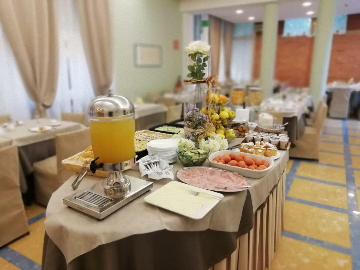 Hotel Butterfly Μοντεκατίνι Τέρμε Εξωτερικό φωτογραφία